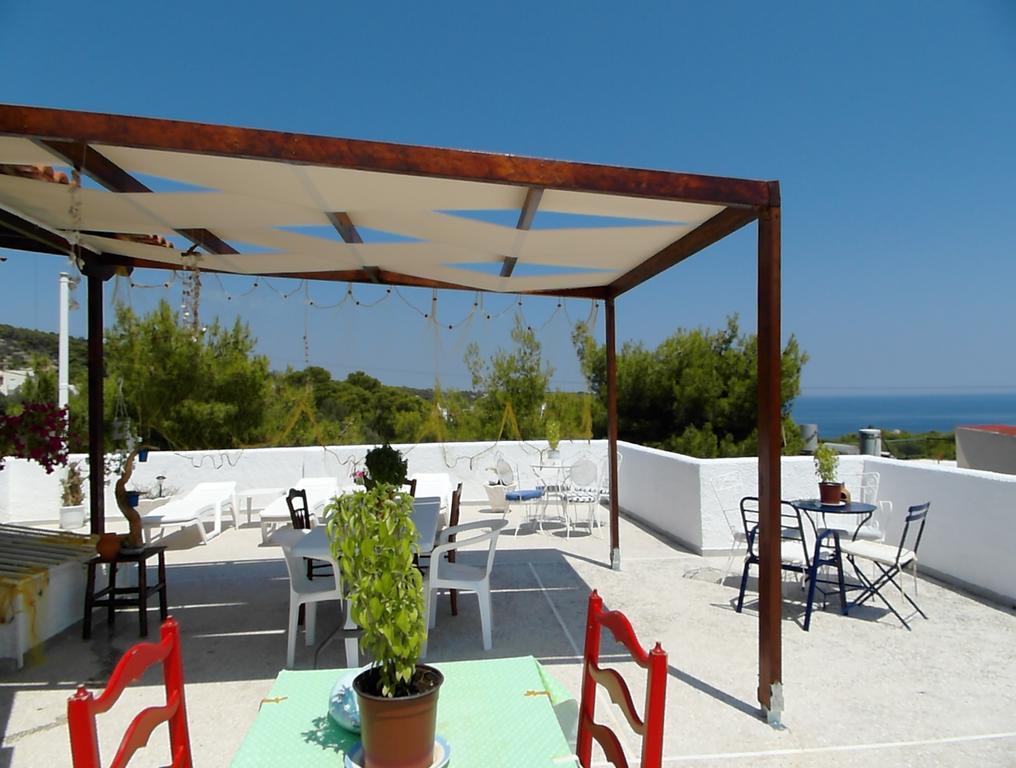 Eri Studios Agia Marina  Luaran gambar